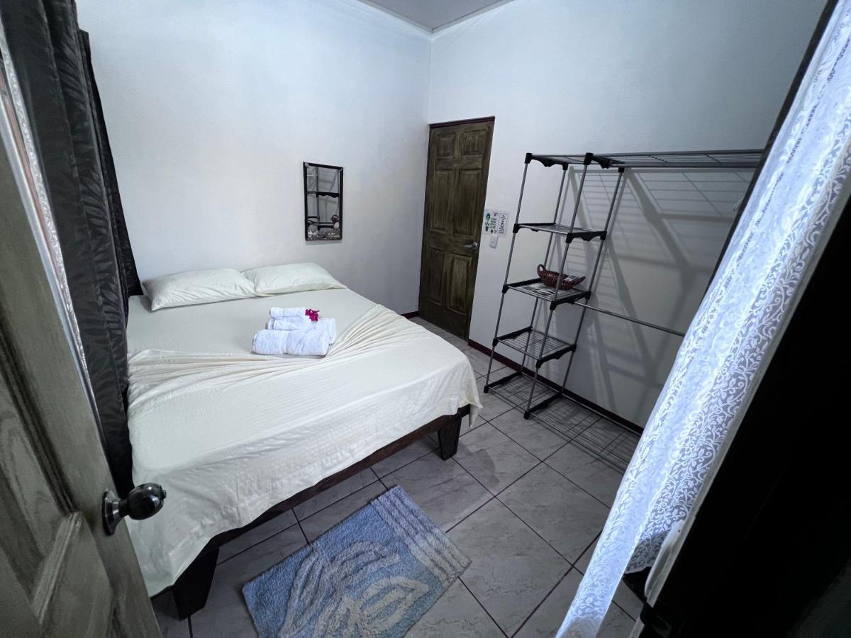Natural Experience House Тортугеро Экстерьер фото